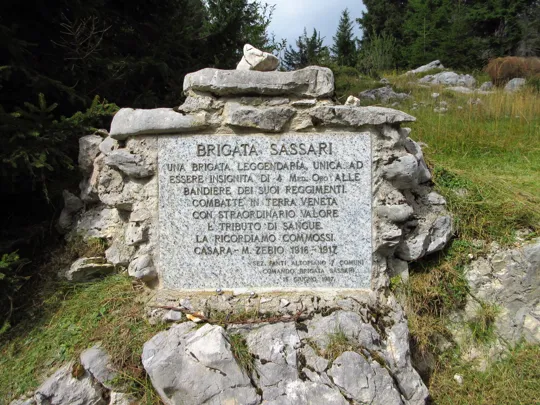 Targa ricordo alla leggendaria Brigata Sassari