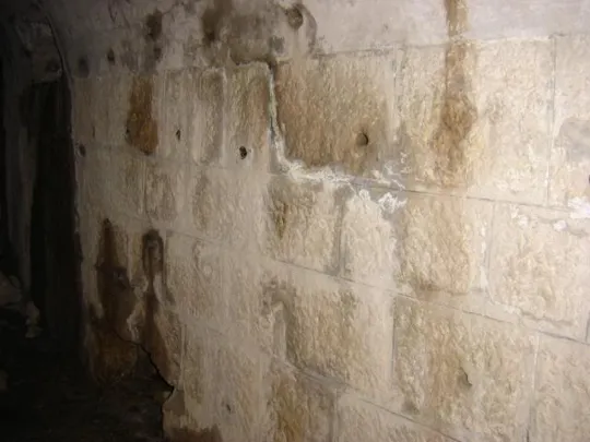 Forte Casa Ratti - Nel forte con gli strani fori