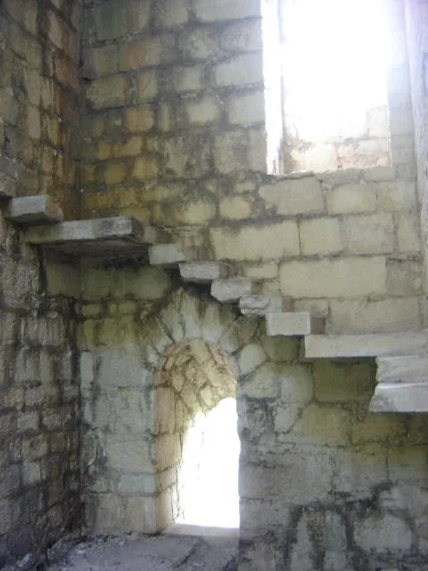 Forte Tagliata Scala e Fontanelle - Scalinata per il piano superiore