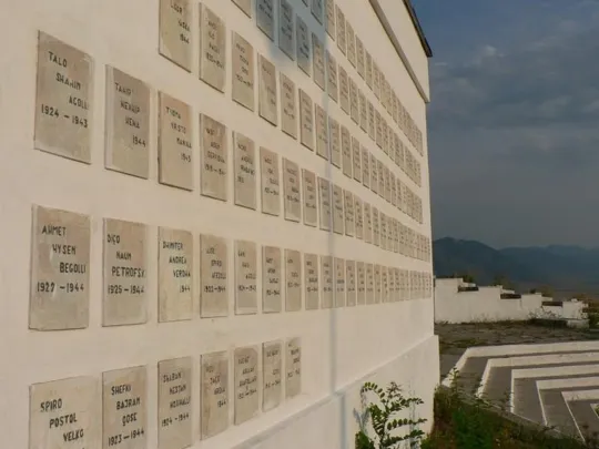 Korçe - Sacrario Militare (2008)