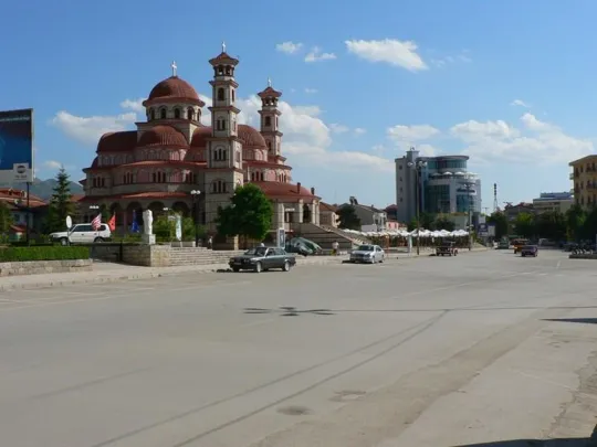 Korçe - chiese (2008)