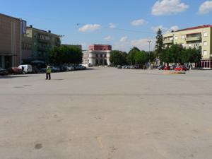 Korçe - Piazza principale (2006)