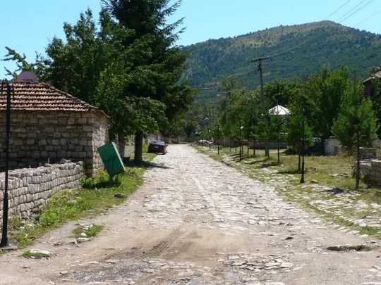 Strada di Voskopoja