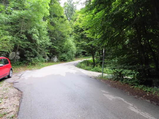 Incrocio, proseguire a destra