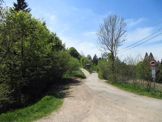 Inizio del percorso, proseguire a destra