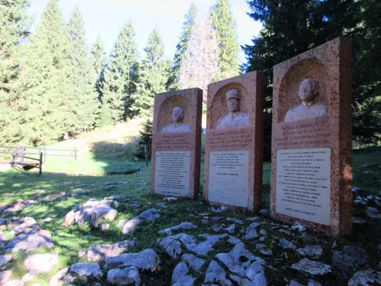 Monumenti alle medaglie d'oro