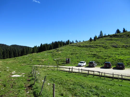 Termine della strada nei pressi della malga