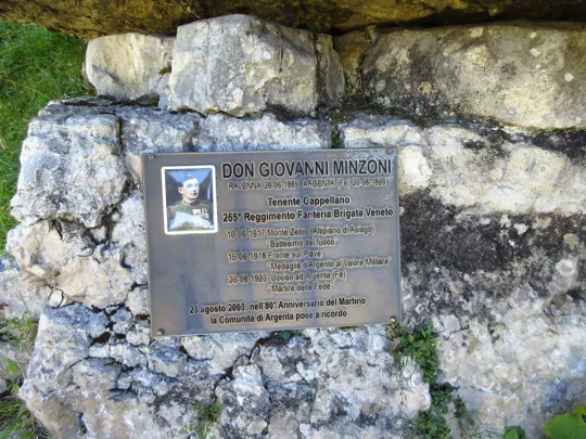 Targa commemorativa a Don Giovanni Minzoni