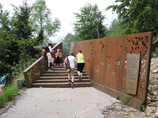 Anello Pian delle Fugazze - Campogrosso - Ponte AVIS