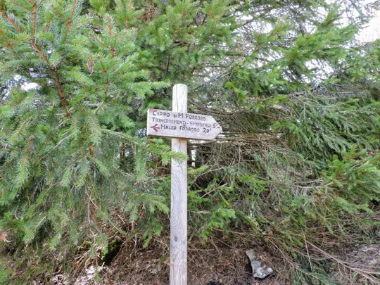 Tabella per la cima del monte Foraoro