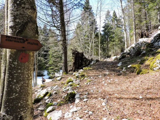 Monte Foraoro - Verso la postazione antiaerea