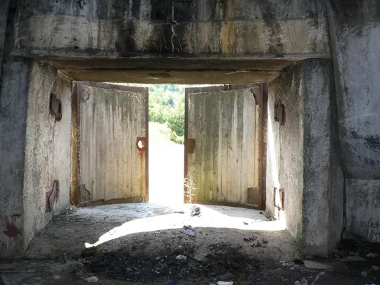 Bunker per cannoni da 120 mm