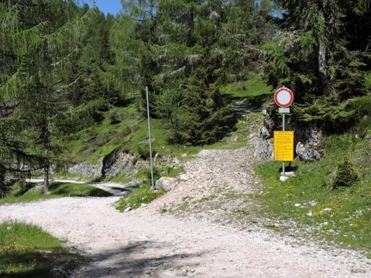 Primo incrocio, prendere a destra