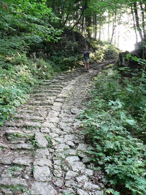 Calà del Sasso - dettagli della scalinata