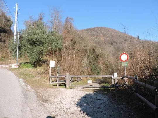 Uscita dalla strada asfaltata