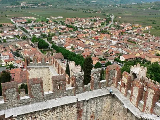Castello di Soave - Panorami dalla cima del Mastio