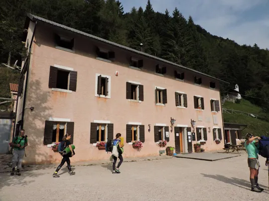 Cima Carega - rifugio Revolto