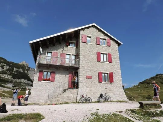 Cima Carega - rifugio Scalorbi