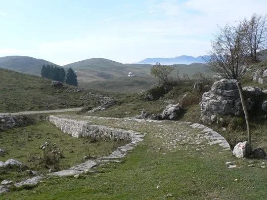 Novegno - Cima Alta, inizio del sentiero