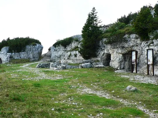 Cima Caldiera - area logistica