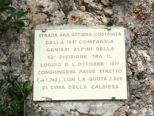 Cima Caldiera - strada militare