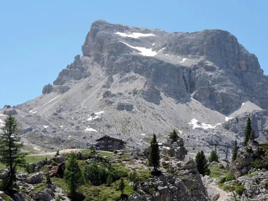 Cinque Torri - rifugio Scoiattoli