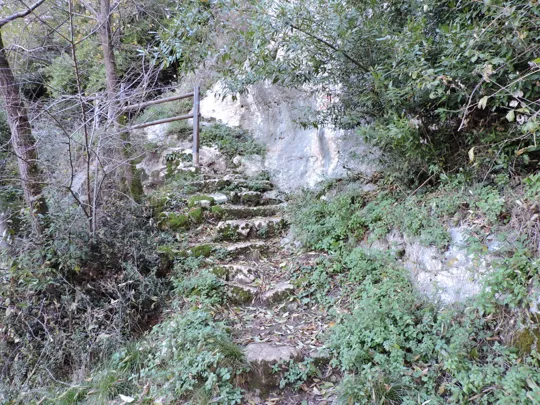 L'inizio della scalinata