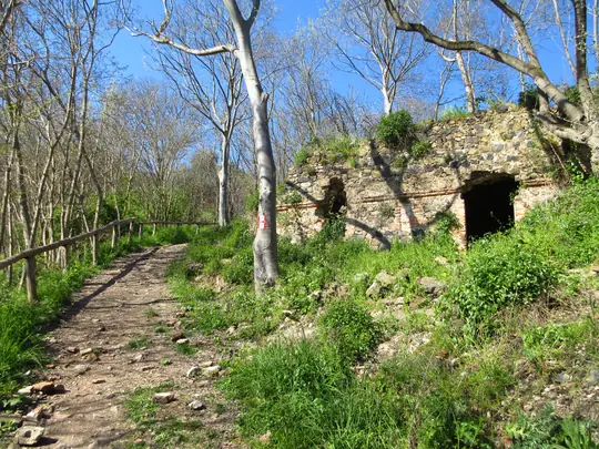 Ruderi del monastero S.Maria delle Croci