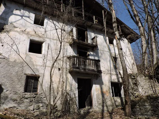 Contrada Zanche - edificio principale