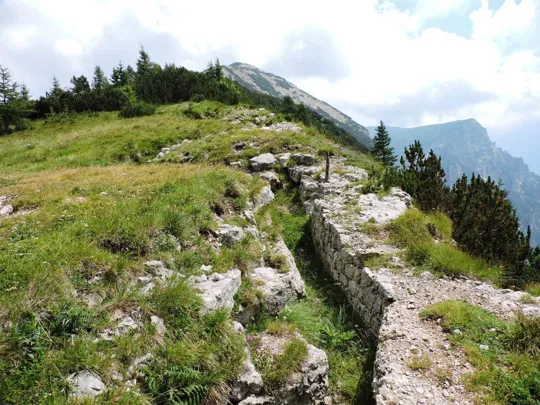 Corno Battisti - trinceramenti su Bocchetta delle Corde