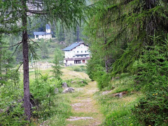 Corno Battisti - rifugio Lancia