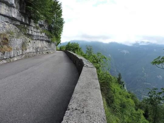 Forte Belvedere-Gschwent - Strada di accesso
