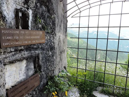 Forte Belvedere-Gschwent - postazione per riflettore