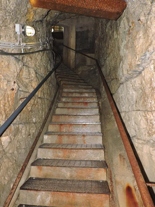 Forte Belvedere-Gschwent - galleria di collegamento ad una postazione remota