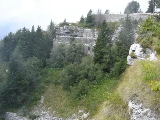 Forte Campolongo - Verso la caserma