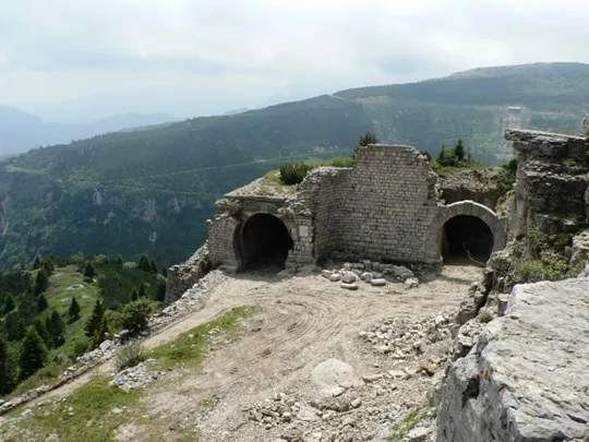 Forte Campomolon - galleria a ferro di cavallo