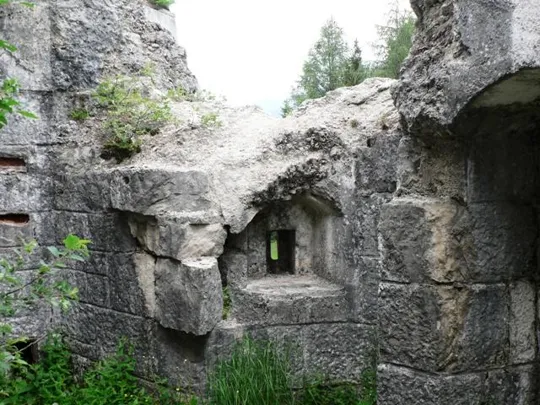 Forte Cherle - Difesa dell'ingresso