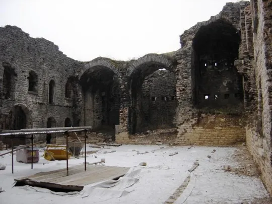 Forte Interrotto - Vista della piazza d'Armi