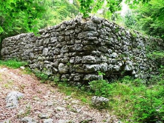 Forte Interrotto - Casamatta