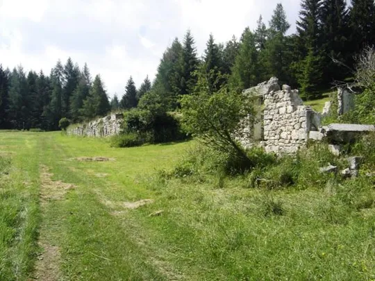 Forte Serrada - Caserme