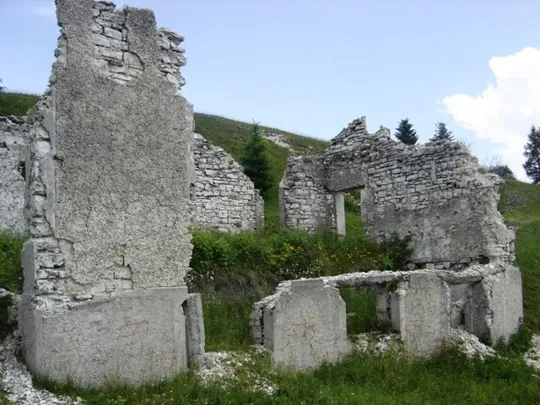 Forte Serrada - Caserma