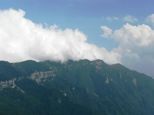 Forte Serrada - Veduta verso Monte Maggio