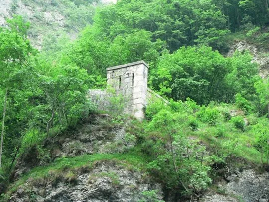 Forte Tombion - Caponiera nord