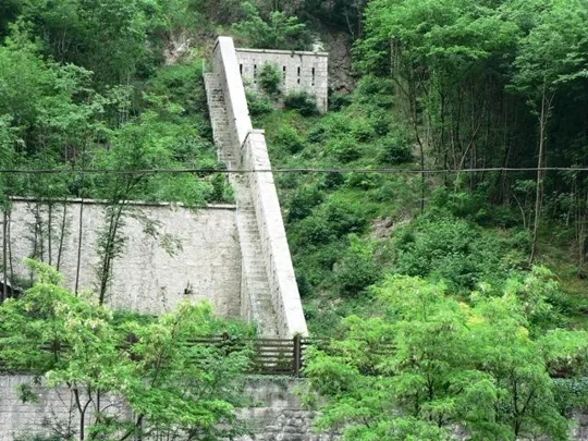 Forte Tombion - Caponiera sud