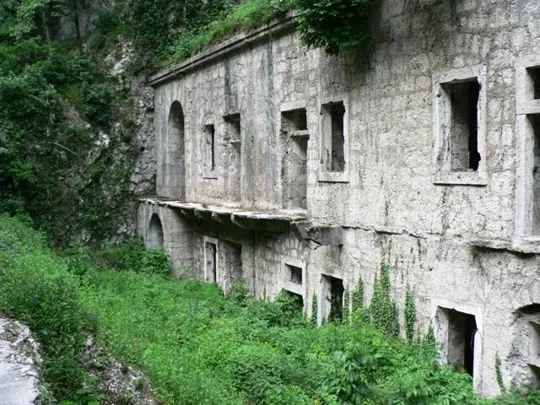 Forte Tombion - Alloggi