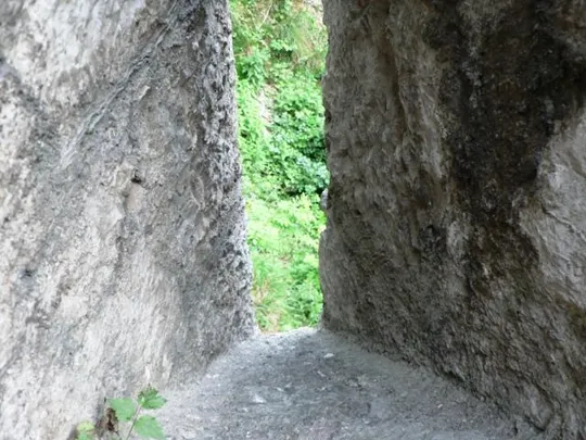 Forte Tombion - feritoia fucilieri