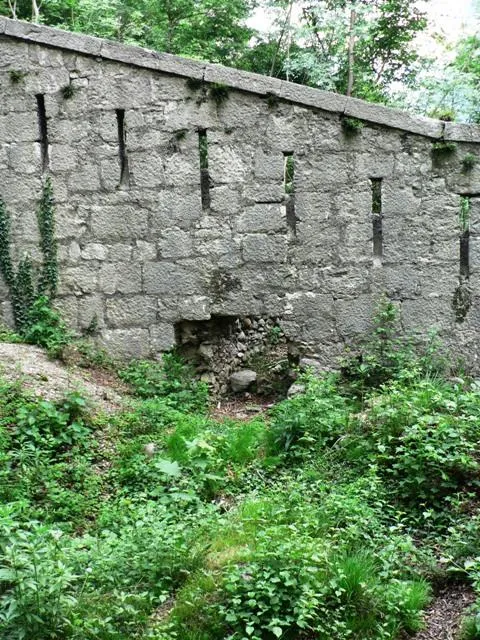 Forte Tombion - Caponiera nord