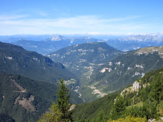 Panorama verso il Gruppo del Brenta