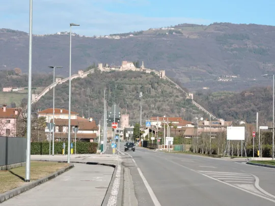 Marostica vista dalla strada per Nove