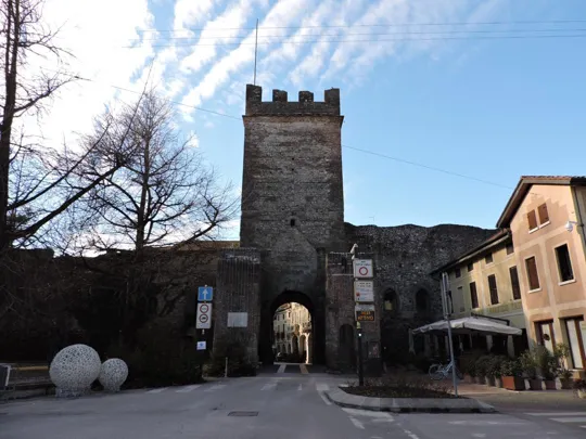 Porta Bassano